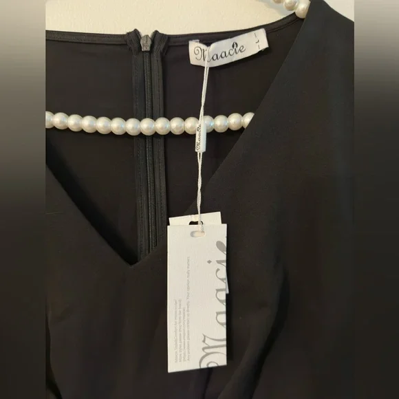 NWT| Maternity Swiss Dot Chiffon Sleeves Dress - Picture 7 of 8